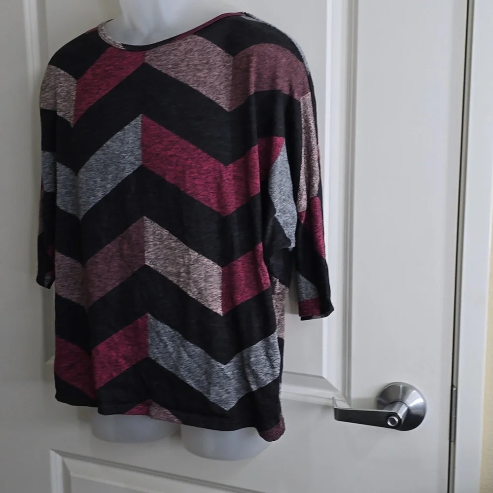 Olivia Blu Blouse‎ Size XL